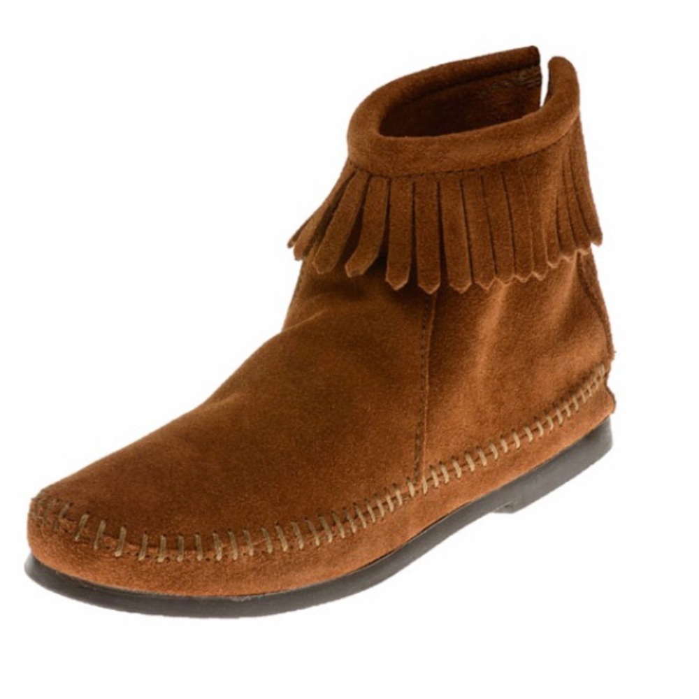 NWOT Minnetonka 282